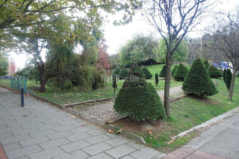 Foto 266f49ad-598f-4795-ac13-9c975be664f2. Affitto ufficio in Artatza-Pinueta-Pinosolo Leioa