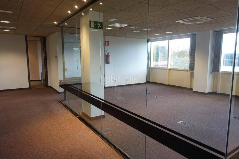 Foto b163498e-2fd6-43f7-8f0f-798f046ed7c9. Affitto ufficio in Artatza-Pinueta-Pinosolo Leioa