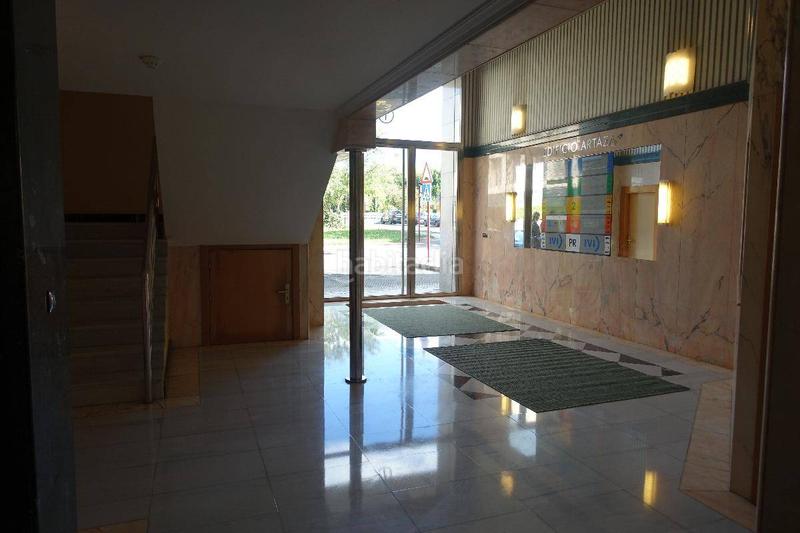 Foto f9b64fe1-f33e-4def-a42d-df09a3b46d4c. Lloguer oficina a Artatza-Pinueta-Pinosolo Leioa