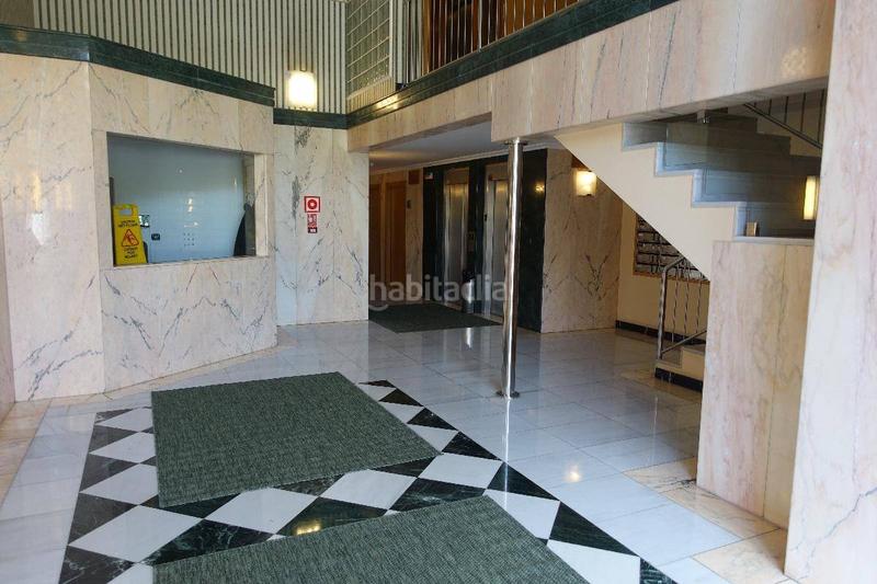 Foto 0f07c08a-1b77-4a27-bb7f-fd2ae9c15ea2. Location bureau dans Artatza-Pinueta-Pinosolo Leioa