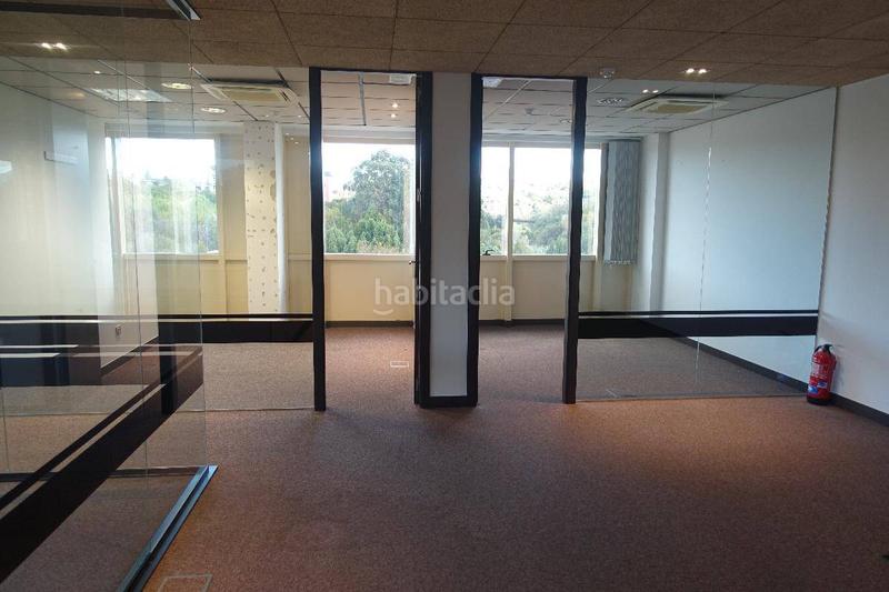 Foto 52811e24-f2bf-4d55-84d0-f61509ba2553. Location bureau dans Artatza-Pinueta-Pinosolo Leioa