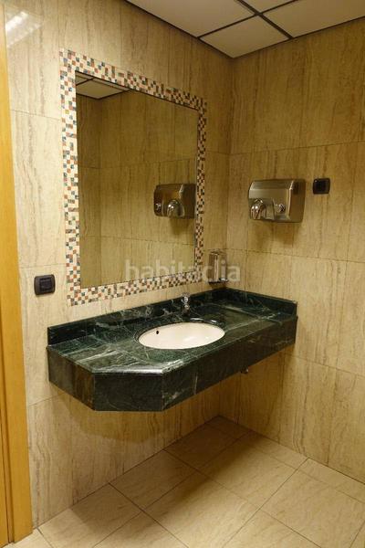 Foto 5a6715b1-9fbb-4b4d-85cc-18cef350513a. Location bureau dans Artatza-Pinueta-Pinosolo Leioa