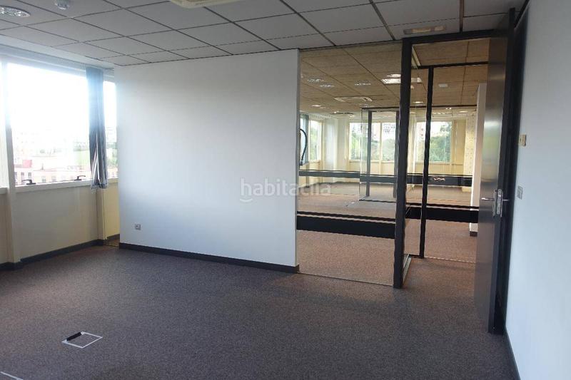 Foto 9615f531-82f5-427d-923d-3aa950574097. Location bureau dans Artatza-Pinueta-Pinosolo Leioa