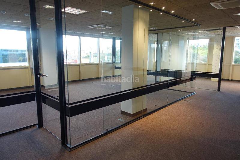 Foto f00deb3d-12a2-44d1-a83e-58fa209d17f8. Location bureau dans Artatza-Pinueta-Pinosolo Leioa