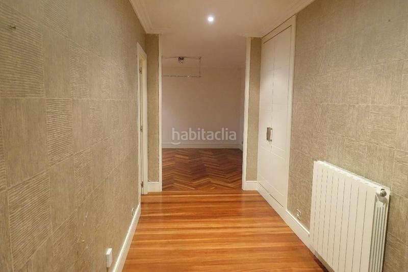 Foto 96722aad-2939-491d-ba98-727d24265f91. Miete etagenwohnung mit heizung in Iralabarri Bilbao