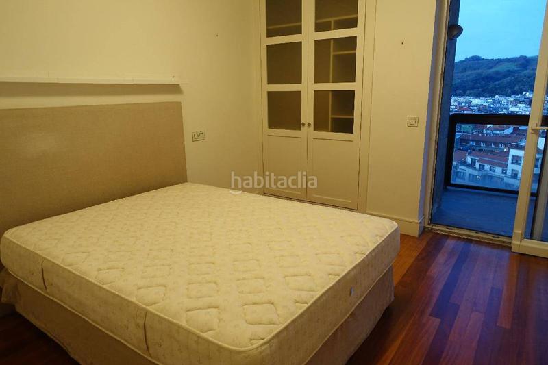 Foto b7c53658-274a-477a-8328-f516758376ed. Miete etagenwohnung mit heizung in Iralabarri Bilbao