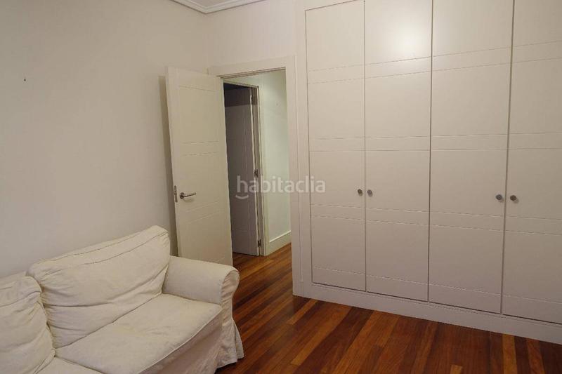 Foto 693c01c3-29f6-45bf-acd7-4f948e8694a0. Rent flat with heating in Iralabarri Bilbao
