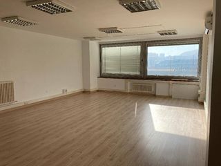 Lloguer Oficina a Zabalburu. Oficina de alquiler en abando