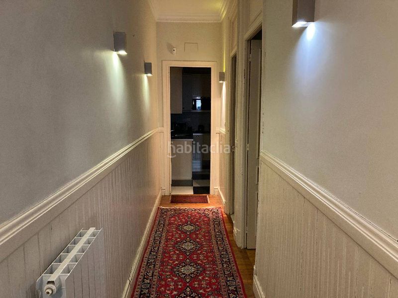 Foto 6bc4402a-6989-48be-90f0-db3871ec4076. Pis a Abandoibarra - Guggenheim Bilbao