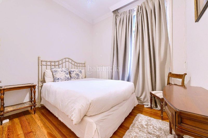 Foto 8eacfe77-827a-4ce3-9595-8b974993e6ff. Pis a Abandoibarra - Guggenheim Bilbao