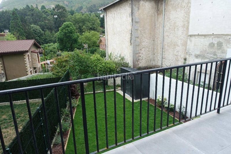 Foto ca477aa7-e883-4db7-b3b2-63280bd94346. Piso venta de duplex con jardín en mioño en Mioño-Santullán Castro - Urdiales