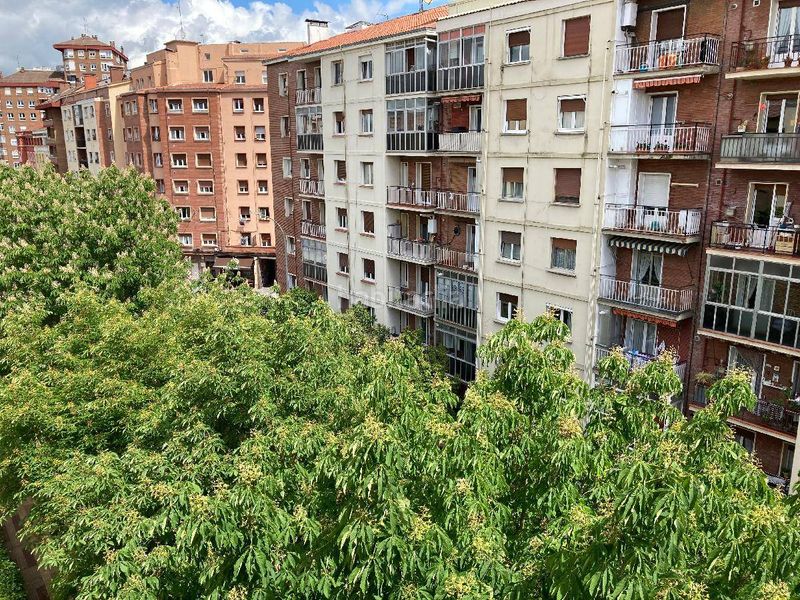 Foto d5bc2a6e-5c83-4c48-804f-dd2c6958f557. Pis amb calefacció a Judimendi Vitoria - Gasteiz