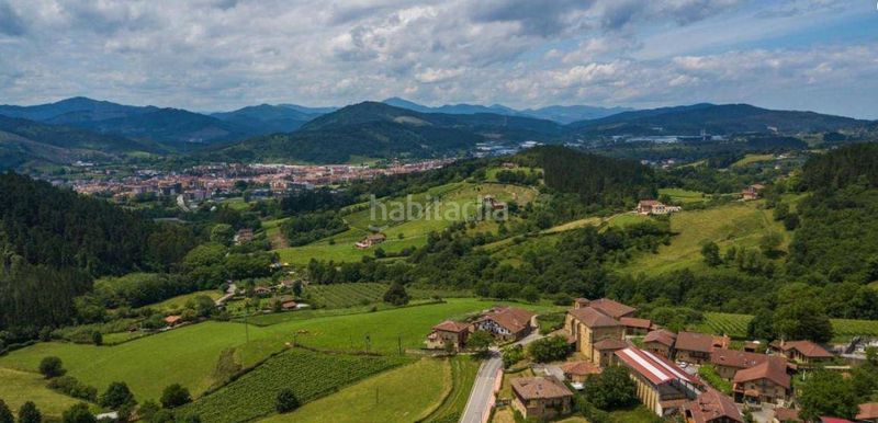Foto 97aa2a23-dd93-48dc-9f8e-fe1a902f8512. Chalet avec chauffage dans Amorebieta - Etxano