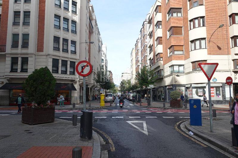 Foto dc9eb02c-5e69-4c41-a0ee-e574dc82e0ce. Local comercial a Campuzano Bilbao