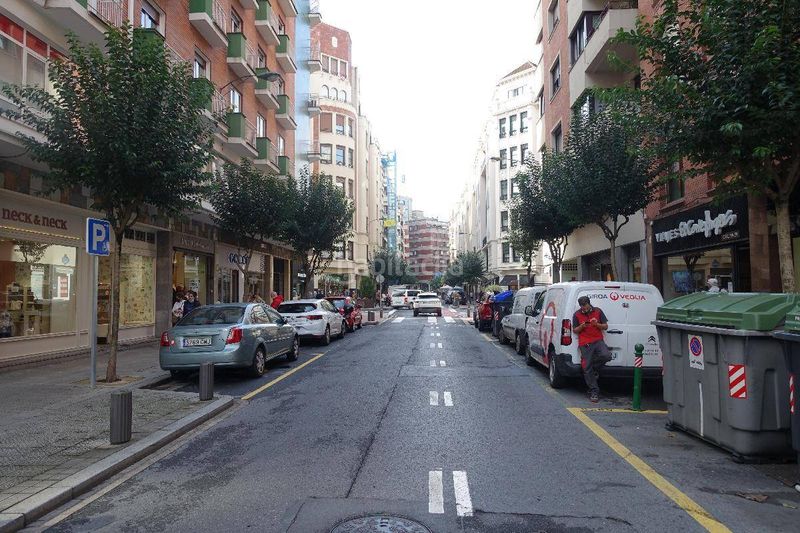 Foto f9ac716c-e540-47fc-b474-ad6d4ff64f0a. Local comercial a Campuzano Bilbao
