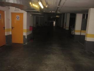 Miete Autoparkplatz  Avenida de ferrol. Plaza de garaje en avda. de ferrol al principio de la calle