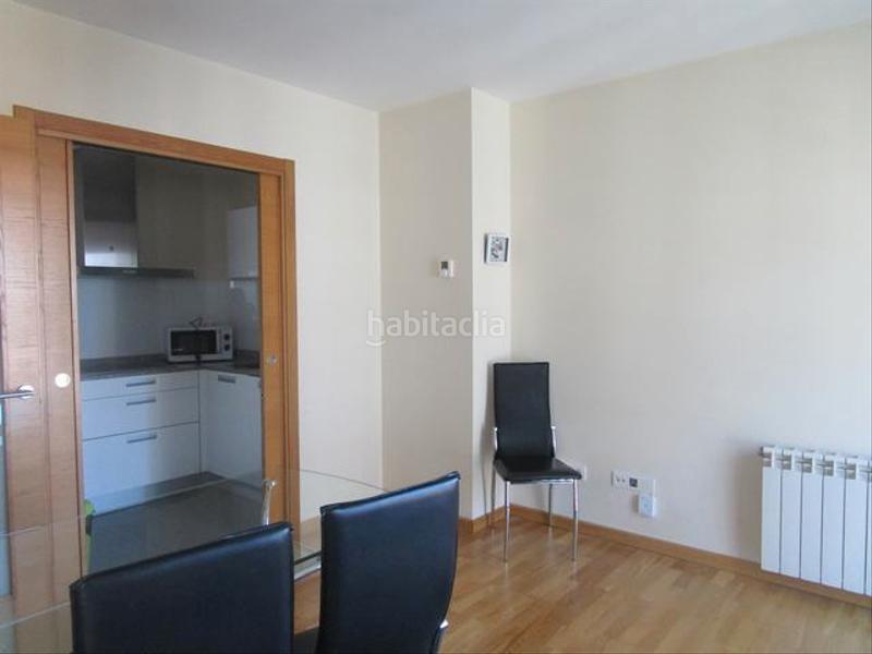 Foto 2a9ef2a3-6761-48e4-9392-d00a7fc55eb4. Location appartement avec parking dans Conxo Santiago de Compostela