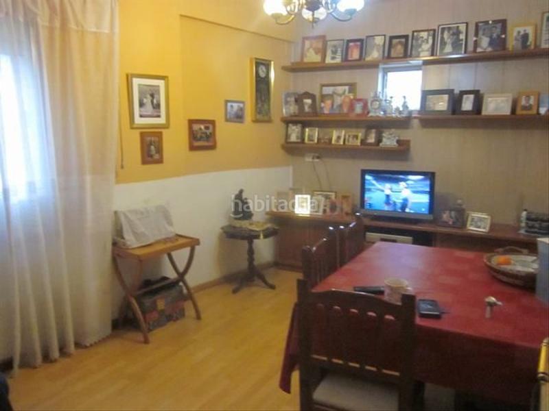 Foto e24991a7-e6db-4203-800e-57ac0568a17f. Haus mit heizung in Campus Sur - Santa Marta Santiago de Compostela