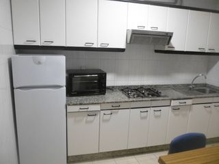 Lloguer Pis  Rúa de entremuros. Piso de 3 habitaciones en casco antiguo para estudiantes