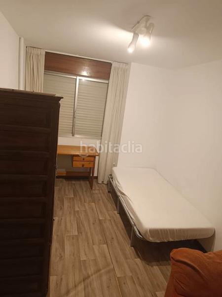 Foto 53b0190f-bf43-40c9-a3a9-ddddd5f292ec. Rent flat in avenida de romero donallo 22 in Ensanche - Sar Santiago de Compostela