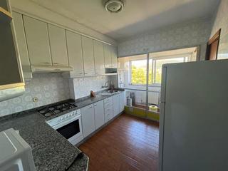 Lloguer Pis  Avenida de lugo. Piso para contrato de curso acadmico de 3 habitaciones