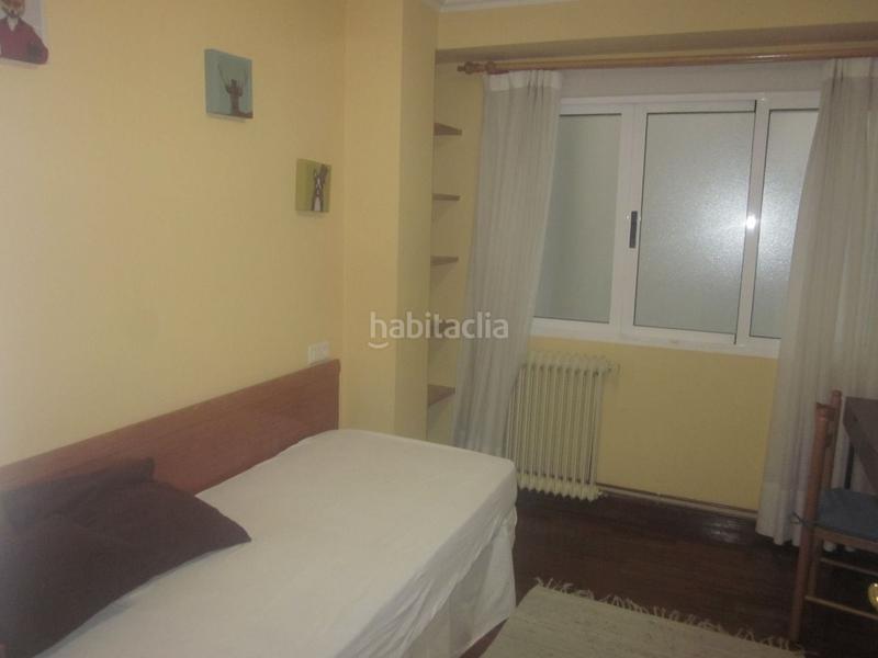 Foto 510b5bf9-eea1-4450-8c07-3d844da9af8a. Miete etagenwohnung mit heizung in Ensanche - Sar Santiago de Compostela