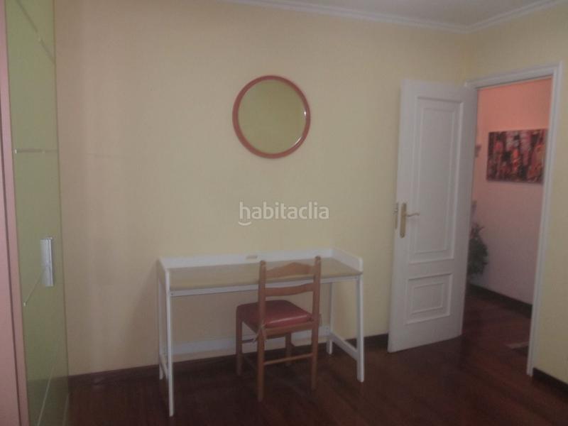 Foto d9e9bfda-7563-43ed-b533-41d7e278230d. Miete etagenwohnung mit heizung in Ensanche - Sar Santiago de Compostela