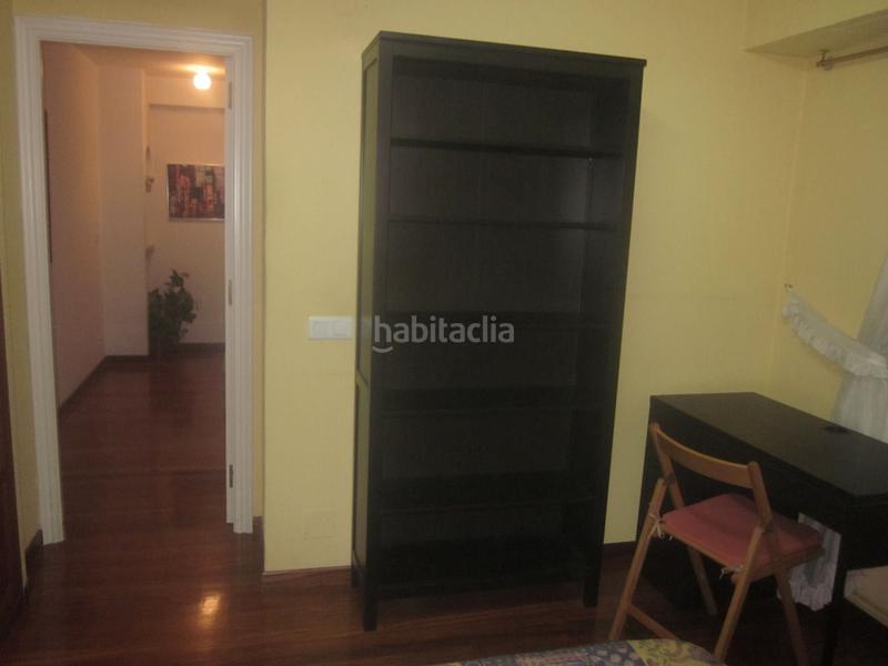 Foto e0a8a032-99af-41b7-83fc-23e24a34b9c2. Miete etagenwohnung mit heizung in Ensanche - Sar Santiago de Compostela