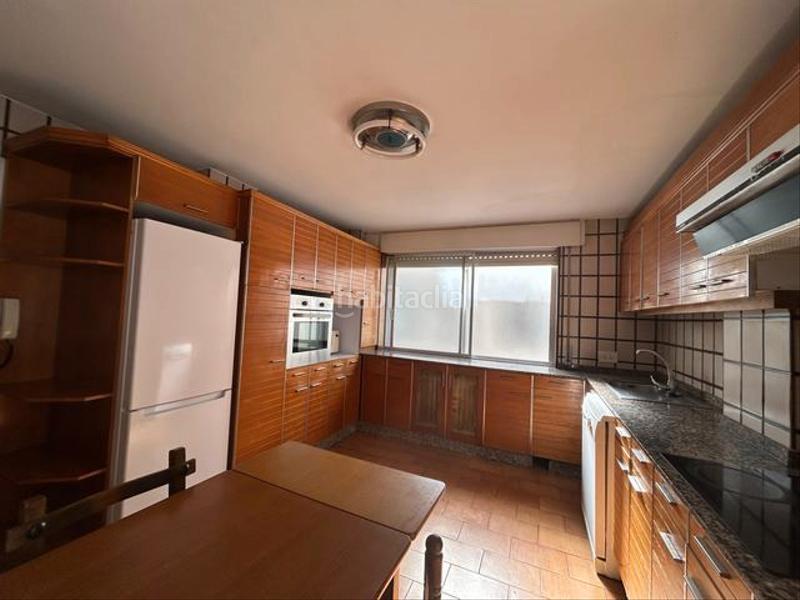 Foto 0440240b-7baf-48cf-abc3-7db6e8813e17. Location appartement dans Ensanche - Sar Santiago de Compostela