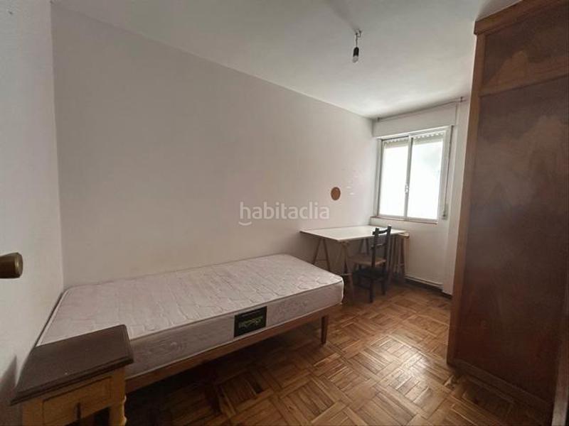 Foto 0ad6c4ac-470d-48c8-aff0-5c0a37bb6c1a. Rent flat in Ensanche - Sar Santiago de Compostela