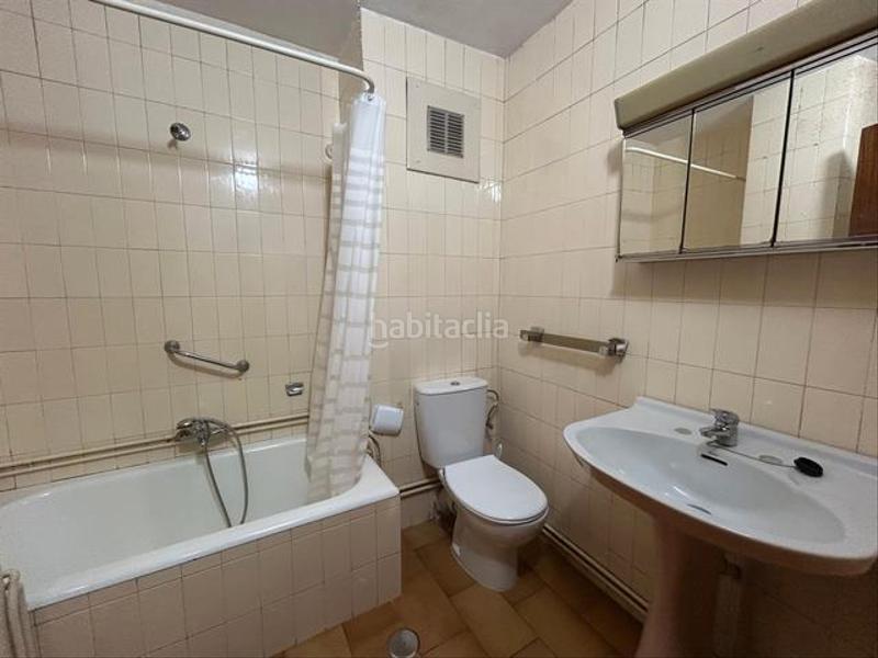 Foto 2efd3cba-1783-4ce3-8ad9-f638becce2f2. Rent flat in Ensanche - Sar Santiago de Compostela