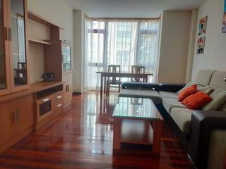 Lloguer Apartament  Avenida de ferrol. Apartamento amplio y muy luminoso
