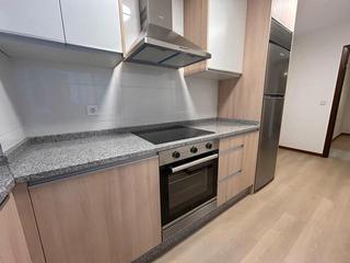 Rent Apartment  Rúa anxeriz. Apartamento dos dormitorios reformado en milladoiro