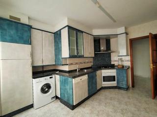 Location Appartement  Rúa de sánchez freire. Piso de 3 habitaciones sin muebles en conxo