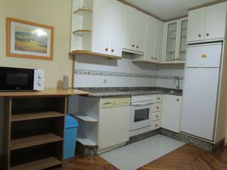 Lloguer Apartament  Rúa de frei rosendo salvado. Piso cerca del campus sur