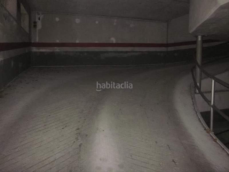 Foto 6cc25d33-dc57-4e87-822f-276c2cf1c44a. Parking coche en Conxo Santiago de Compostela