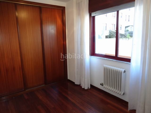 Foto 623d3f0a-cc5e-484e-9159-dab4127b3834. Miete appartement mit heizung parking in O Milladoiro Ames