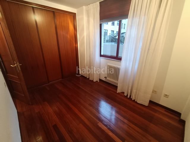 Foto a6f69c33-58ac-48f8-b3ed-27940ae509a9. Miete appartement mit heizung parking in O Milladoiro Ames