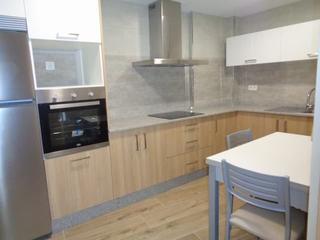 Lloguer Apartament  Rúa do pexigo de abaixo. Apartamento de 2 dormitorios zona sar
