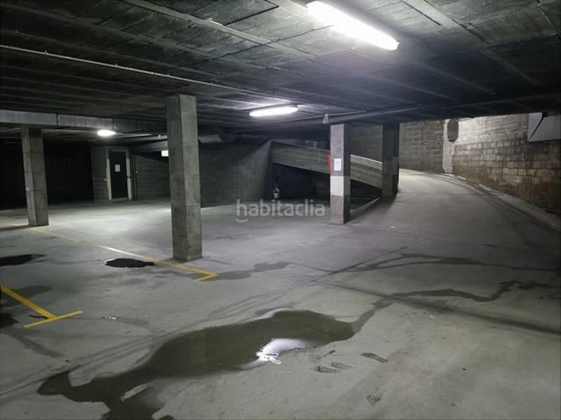 Foto 09d89485-fa90-47f3-9cd3-88a872eed040. Alquiler parking coche en Castiñeiriño - Cruceiro de Sar Santiago de Compostela