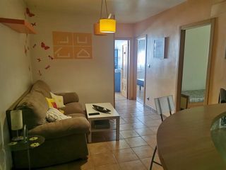 Rent Flat  Rúa de san pedro de mezonzo. Piso céntrico para estudiantes con 4 habitaciones