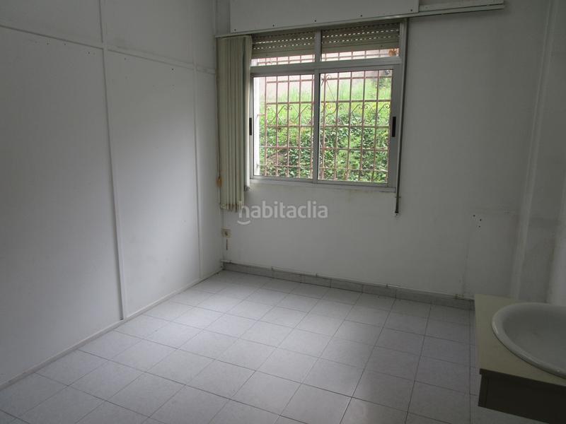 Foto 291a479c-fd17-40a2-ae30-a7fda14cf353. Lloguer local comercial a Ensanche - Sar Santiago de Compostela
