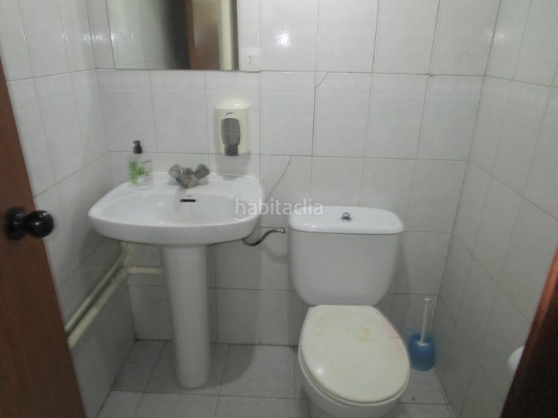 Foto cfd75d94-a7a4-49bd-9d37-62494c4674be. Location local commercial dans Ensanche - Sar Santiago de Compostela