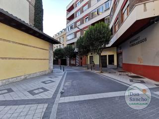 Parking coche en Caño Argales. Plaza de garaje en venta en la calle vega, junto a la iglesia de