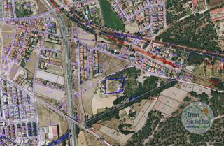 Terrain résidentiel à Laguna de Duero. Parcela de 5.364 metros en laguna de duero, junto a la acequia r