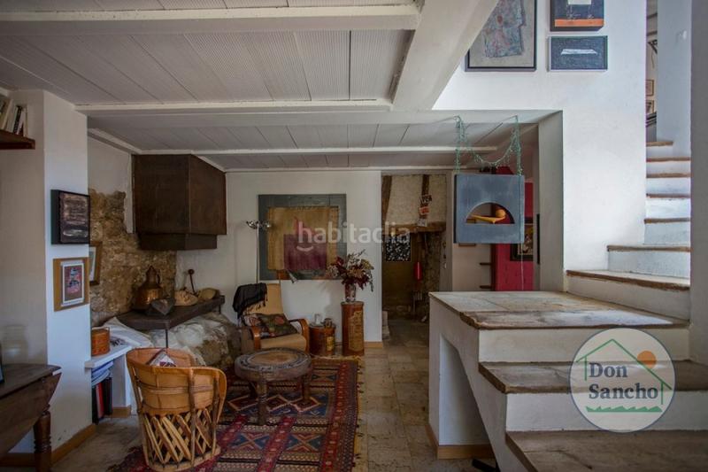 Foto bd373b34-9c23-4a52-8ecc-4656cf244c21. Casa amb calefacció aparcament a Simancas