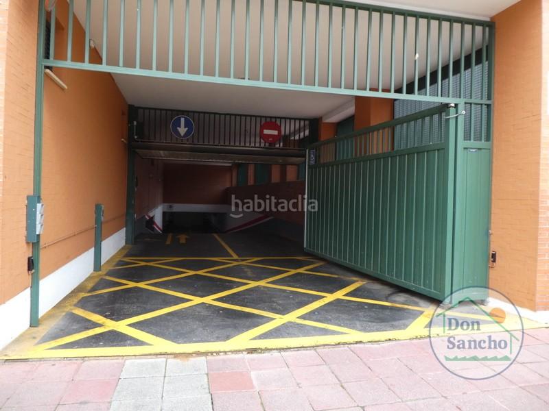 Foto 10476cbb-d415-42d8-be12-34269c710b8b. Car parking in Delicias Valladolid