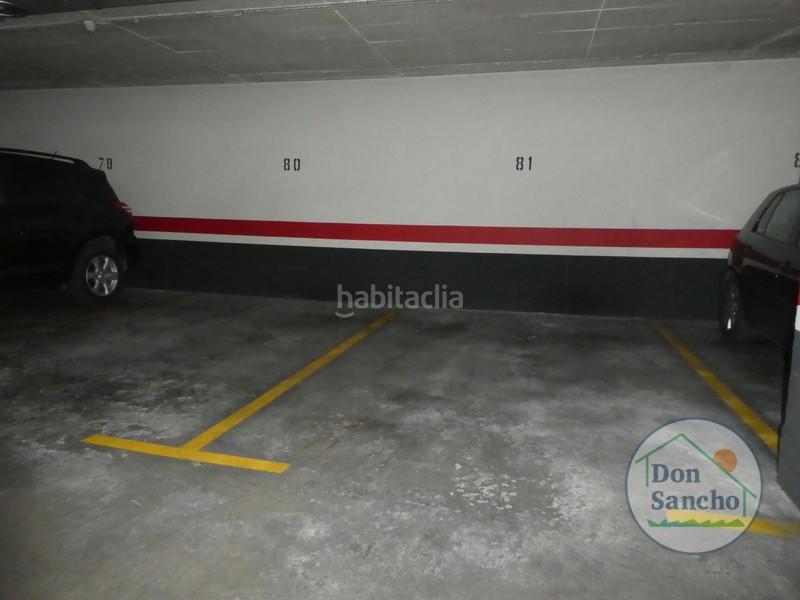 Foto bc748cf4-38b9-47be-9e04-29b952a00dc6. Car parking in Delicias Valladolid
