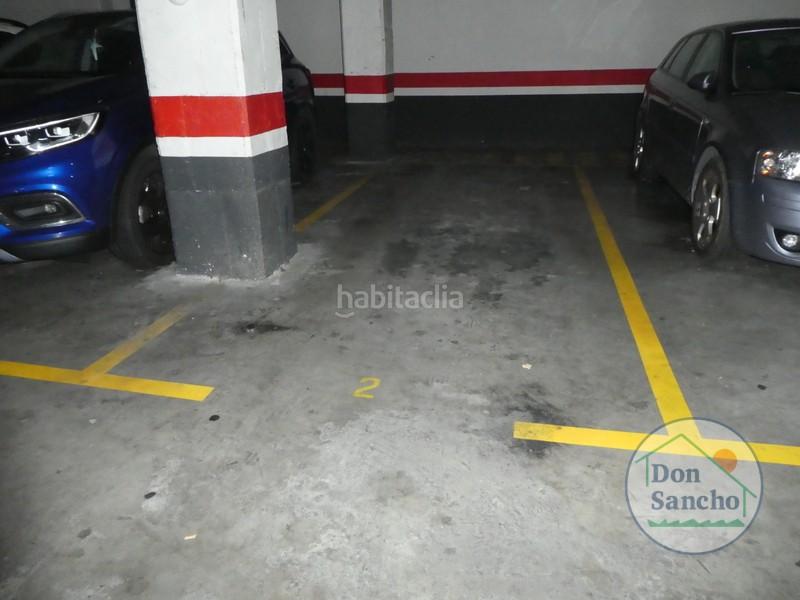 Foto d6a57860-fd57-446f-8d13-a796f02ea3d9. Car parking in Delicias Valladolid