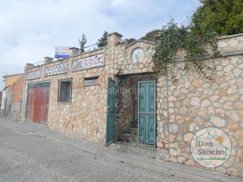 Foto 4cda6065-256e-43db-8c78-7e57ab6d59fc. Casa amb aparcament a Olivares de Duero